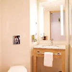 Hotel Hampton By Hilton Tivoli