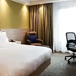 Hampton By Hilton Tivoli Hotel Aken
