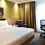Hampton By Hilton Tivoli Hotel Aken
