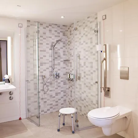 Hampton By Hilton Tivoli Hotel