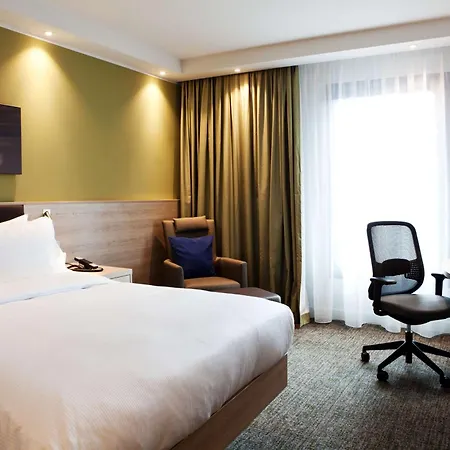 Hotel Hampton By Hilton Tivoli 3*