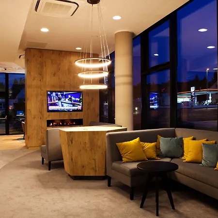 Hampton By Hilton Tivoli Hotel