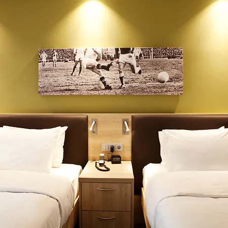 Hotel Hampton By Hilton Tivoli
