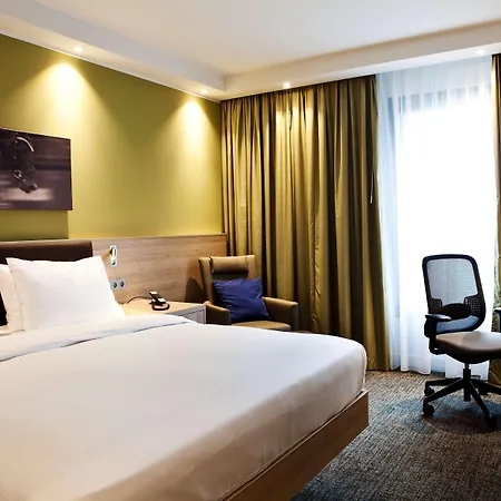 Hampton By Hilton Tivoli Akwizgran