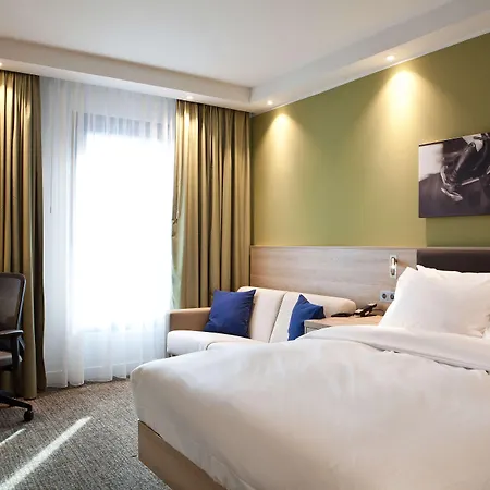 Hampton By Hilton Tivoli Aken