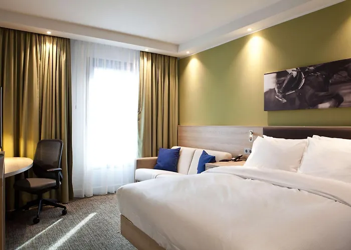 Hampton By Hilton Tivoli 3*