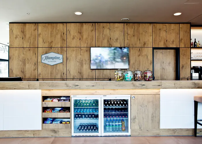 Hampton By Hilton Tivoli