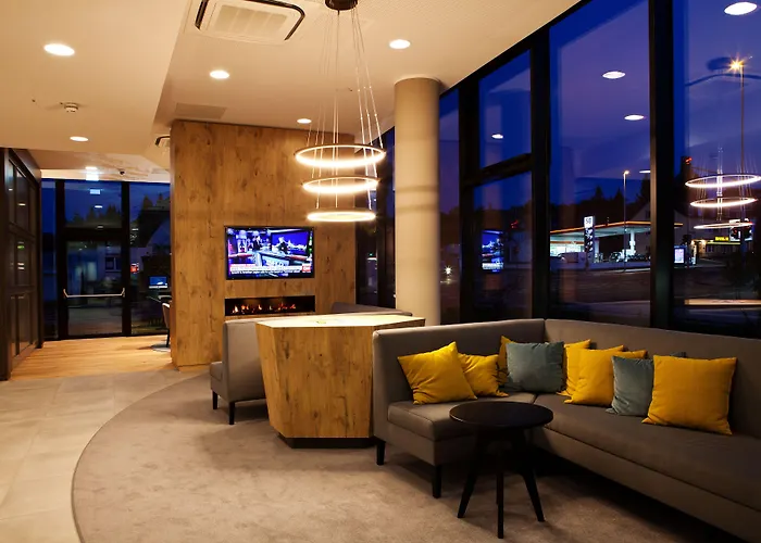 Hampton By Hilton Tivoli מלון