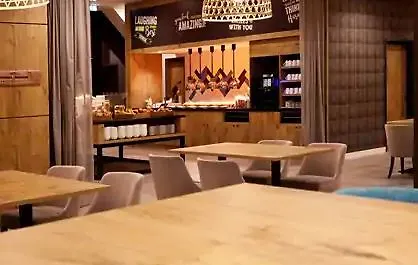 מלון Hampton By Hilton Tivoli